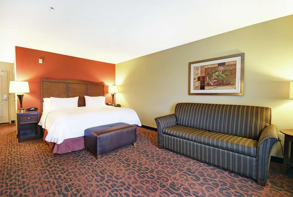 Hampton Inn Beloit Room photo